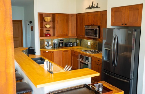 Ucluelet Condo | Wild Pacific Lookout - 3BD Ocean View W/Loft