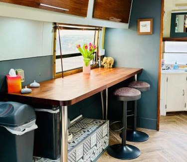 Mabe House | WildView Cosy Glamping with Outdoor Bath and stunning scenery