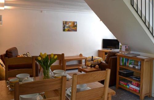 Woolfardisworthy House | Willow Cottage