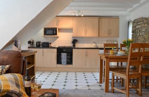 Woolfardisworthy House | Willow Cottage