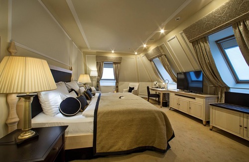 Old Town Hotel | Wilson Palace by LOFT