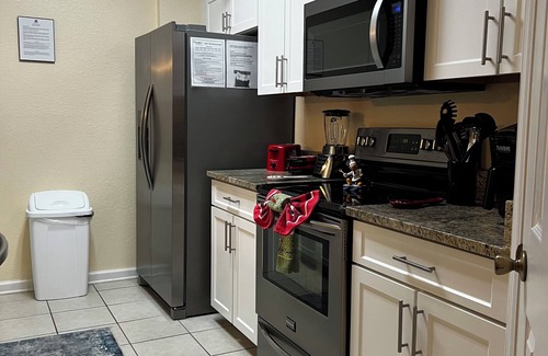 Windsor Hills Condo | Windsor Poolside Escape with Stunning Pool View-Perfect for Families!
