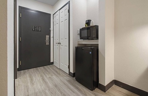 Macon Hotel | Wingate by Wyndham Macon I-75
