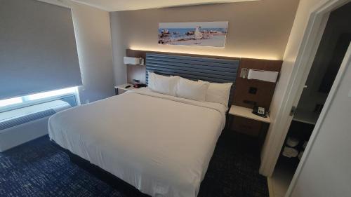Lynn Haven Hotel | Wingate by Wyndham Panama City Area Lynn Haven