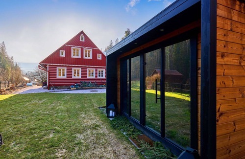 Pec pod Snezkou Villa | Wonderful private villa for 18 guests with WIFI, TV, patio and pets allowed