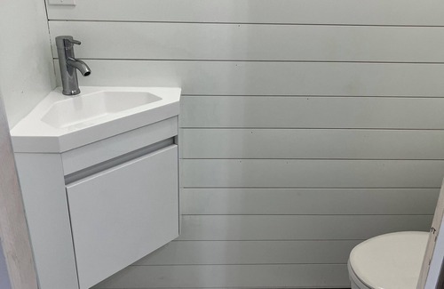 Niles House | Wonderful 3-bedroom house with AC in charming Niles