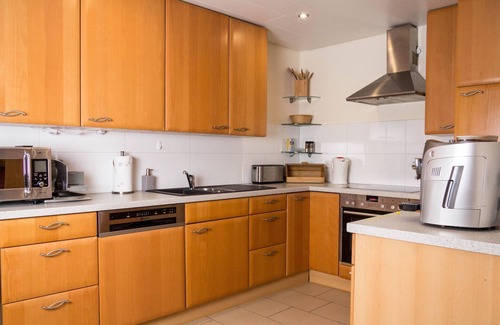 Oberstenweiler Apartment | Wonderful Apartment in the house Seeblick