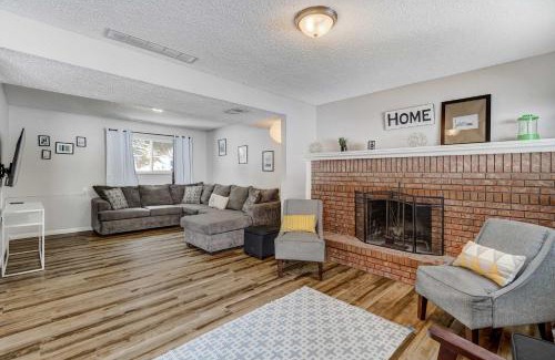 Village Seven House | Wonderful Pines Spacious Yard w Cozy Fireplace