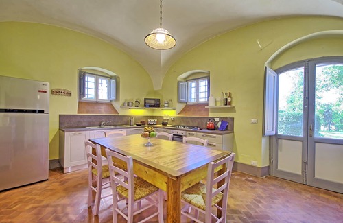 Le Piazze Villa | Wonderful private villa with private pool, WIFI, A/C, TV and panoramic view, close to Arezzo