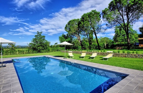 Le Piazze Villa | Wonderful private villa with private pool, WIFI, A/C, TV and panoramic view, close to Arezzo