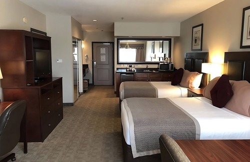 Killeen Hotel | Wonderful Stay! 2 Beautiful Units and Pool.