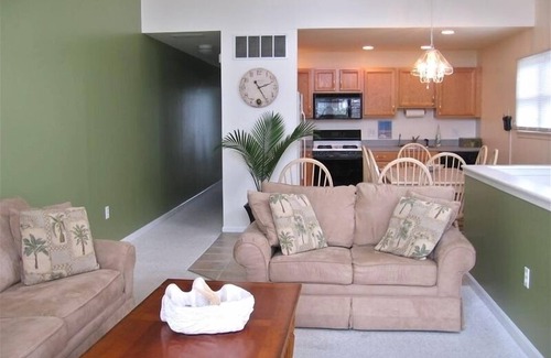 Avalon House | Wonderful Townhome in Beautiful Avalon!