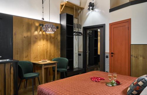 Odessa City Center Apartment | WOOD Design Aparthotel