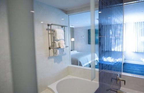 West San Jose Hotel | Woodcrest Hotel Cupertino