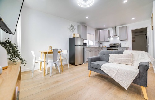 Chino Apartment | Work & Play! Apt < 1 Mi to Chino Valley Hospital