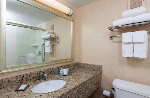 West End Hotel | Wyndham Boston Beacon Hill
