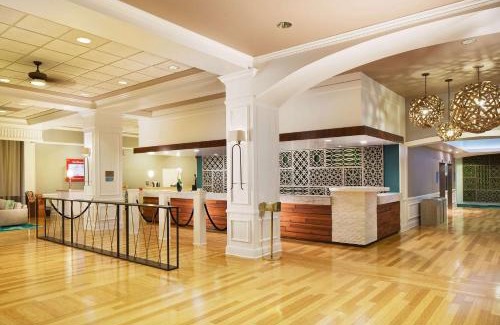 Lake Buena Vista Resort | Wyndham Lake Buena Vista – Disney Springs® Area