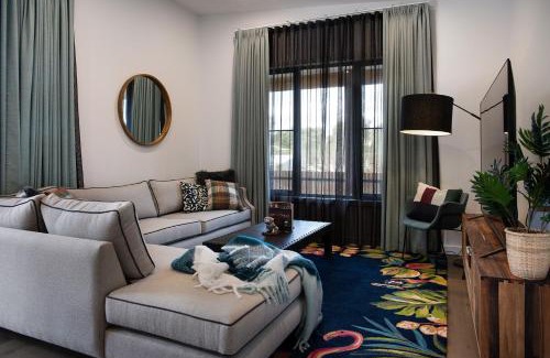 Hepburn House | Wynvale Cottage Hepburn -3 bedroom, dog friendly