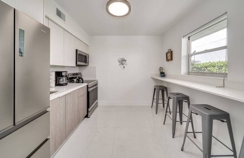 Wynwood Art District Apartment | Wynwood Charm 1, Live the art.1 Free Gated Parking