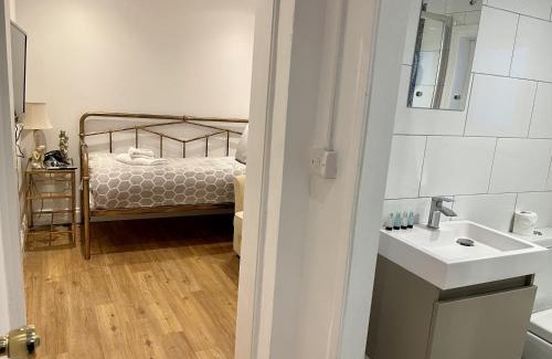 Hove Hotel | X Hotel Brunswick Square