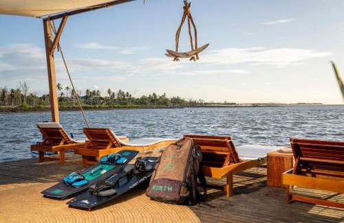 Jericoacoara Boat Rental | Yara Floating Villa
