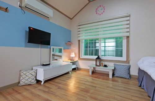 Yeongdeok House | Yeongdeok Samsa Marin Village Pension