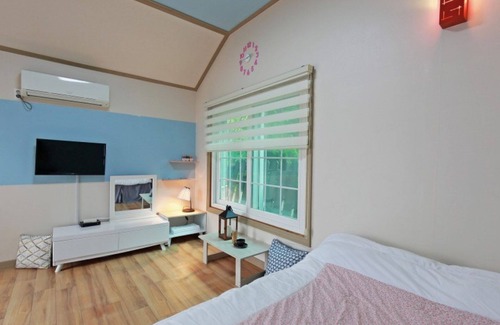 Yeongdeok House | Yeongdeok Samsa Marin Village Pension