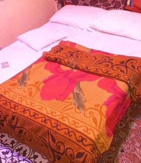 Lungi House | Yogi Home Stay Near Freetown Airport