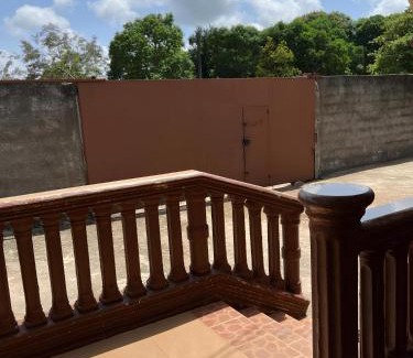 Lungi House | Yogi Home Stay Near Freetown Airport