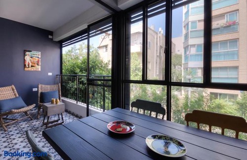 Tel Aviv City Center Apartment | Yohanan Hasandlar