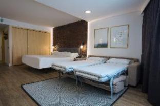 Avenida Meritxell Hotel | Yomo Centric