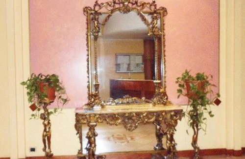 Cinisello Balsamo Hotel | York