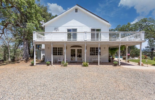 Mariposa House | Yosemite Oaks Retreat, Views, Pool & Hot Tub, Game Room, & So Much More!