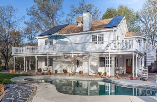 Mariposa House | Yosemite Oaks Retreat, Views, Pool & Hot Tub, Game Room, & So Much More!
