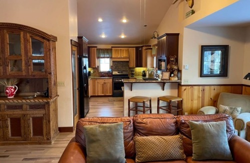 Kings Beach House | You will not want to leave this luxurious Tahoe retreat