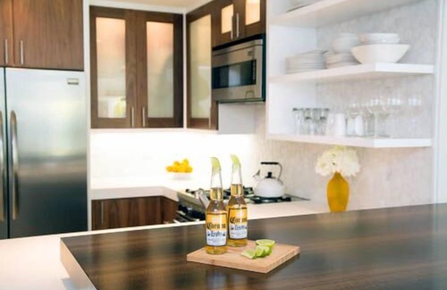 San Clemente Condo | 🌺Your ACTUAL Ocean View2 - Walk to Restaurants - inches to sand🌺