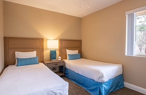 Indio Hotel | Your Getaway to California Relaxation! Swimming Pool, Pets Allowed!