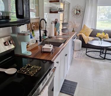 Kissimmee House | Your home away from home! Entire cottage- Disney