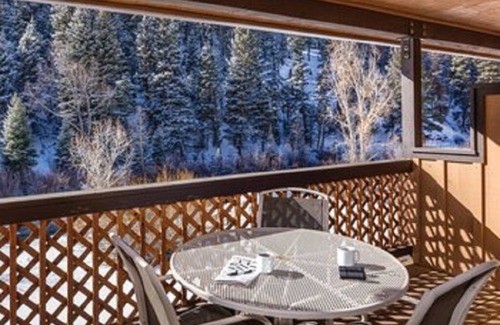 Red River Resort | Your loved ones will LOVE you for this!