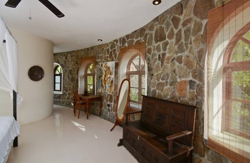 Belmont Villa | Your own historic sugar mill that can be booked for a vacation of a lifetime!
