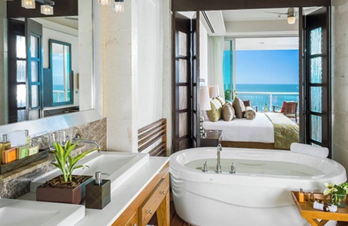 Las Jarretaderas Resort | Your Tropical Christmas Getaway: 2 Bedroom Villa at Vidanta Grand Luxxe,