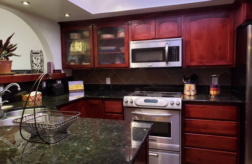 Gold Canyon House | Your Winter Home in Arizona! 2 Bedroom, 2 Bath Home. Golf, Mountains and Lakes!