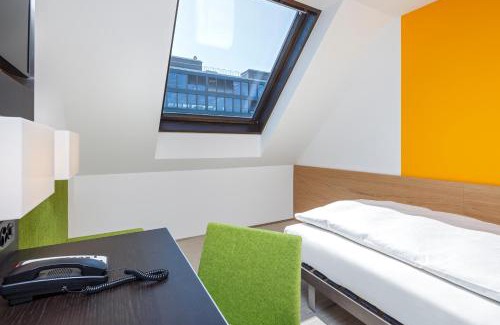 District 5 Hotel | Züri by Fassbind