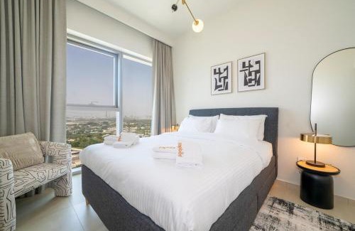 Za'abeel 2 Apartment | Zapbed House -Dt 2103