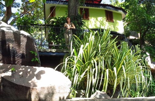 Granada Bed & Breakfast | Zopango Orchids Island