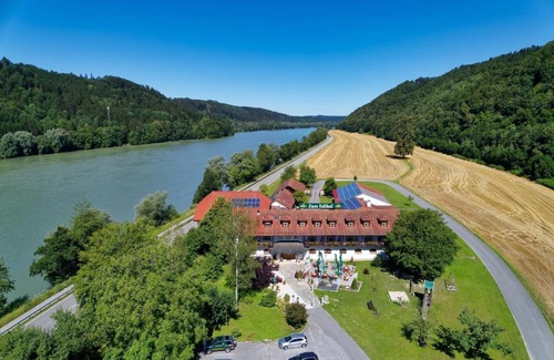 Obernzell Hotel | Zum Edlhof