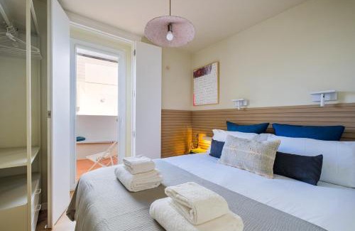 Parede House | Zus House Parede Style, Comfort & Private Pool near Lisbon and the Beach