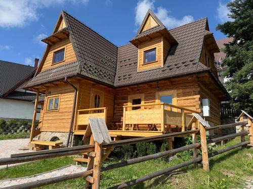 Łobrotno Gaździna - góralska chałupa na wyłaczność