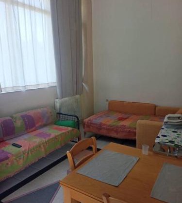 Γκαρσονιέρα κοντά στο πανεπιστήμιο, περ κόμβος ΤΕΙ
