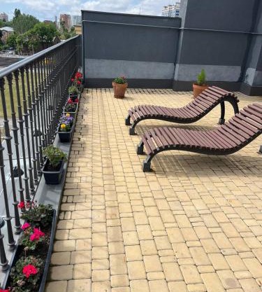 Одесса Malenkaja Italy s terrasoi na krushe